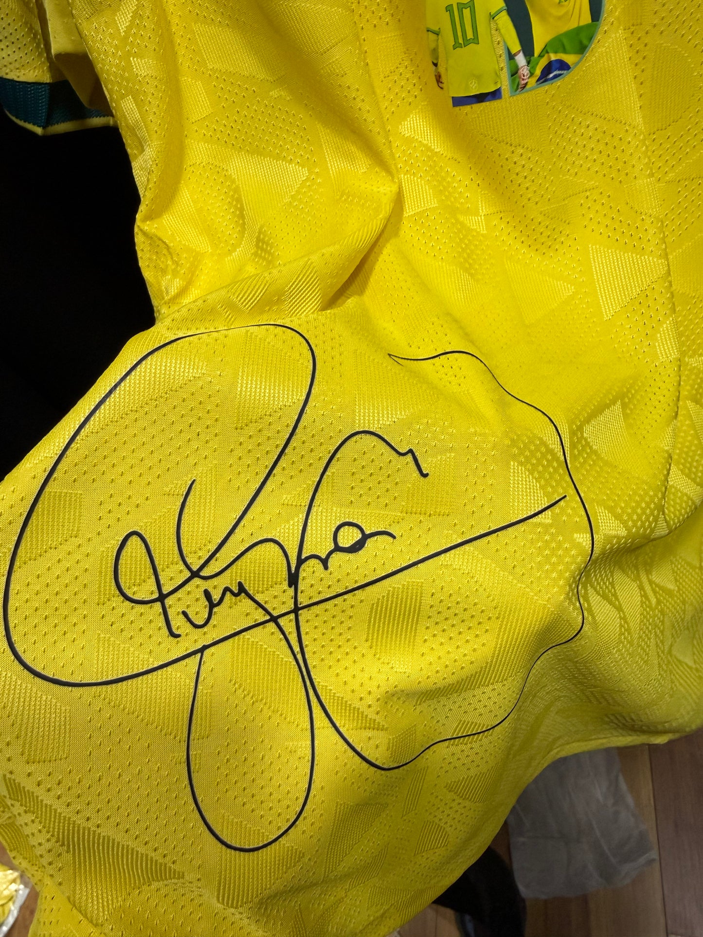 Camisa Seleção Brasileira 2026 - Jogador COMPLETA PATCH + PERSONALIZAÇÃO NEYMAR - Pronto Entrega