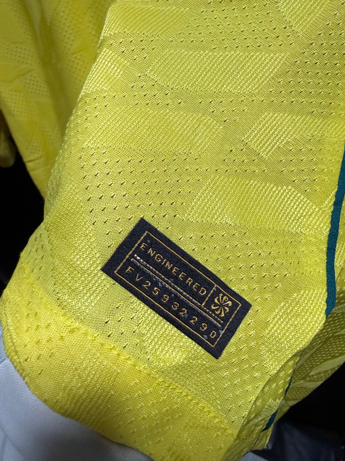 Camisa Seleção Brasileira 2026 - Jogador COMPLETA PATCH + PERSONALIZAÇÃO ULTIMO PENALTI - Pronto Entrega