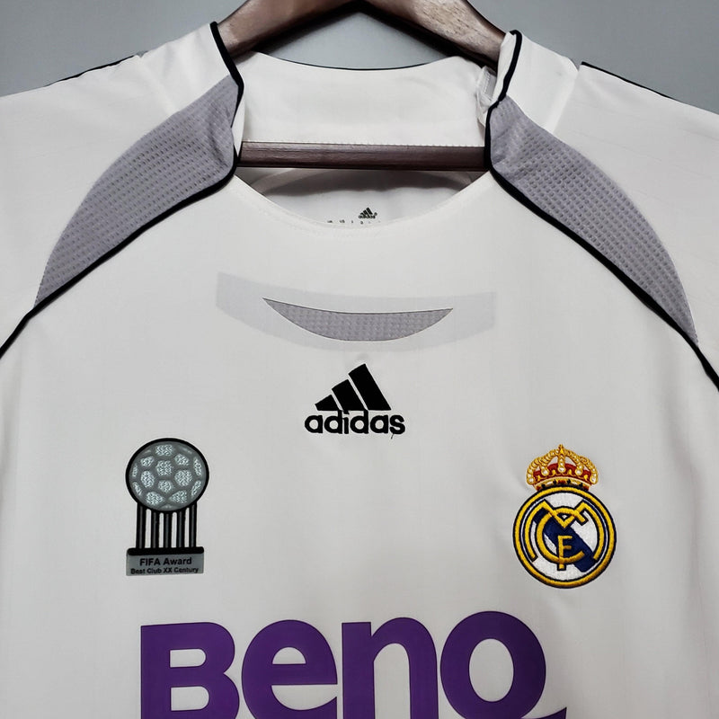 Camisa Retrô Real Madrid 2006/07 Home